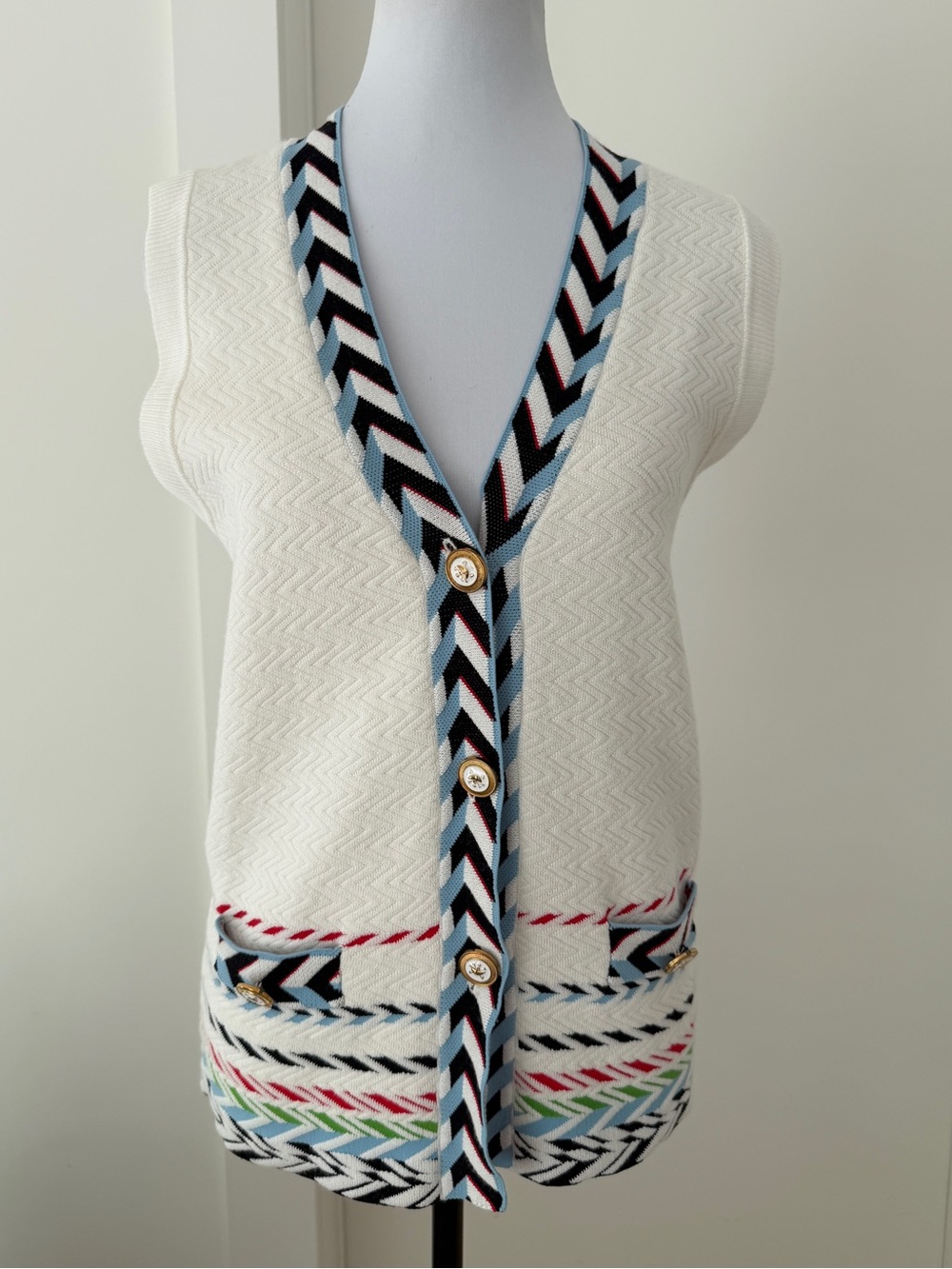 CHINSTUDIO Button Front Knit Vest Chevron Stripe Trim Preppy Nautical Nordic